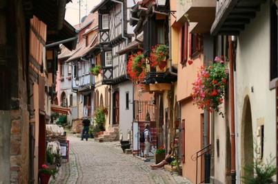 eguisheim-3670681_1920.jpg